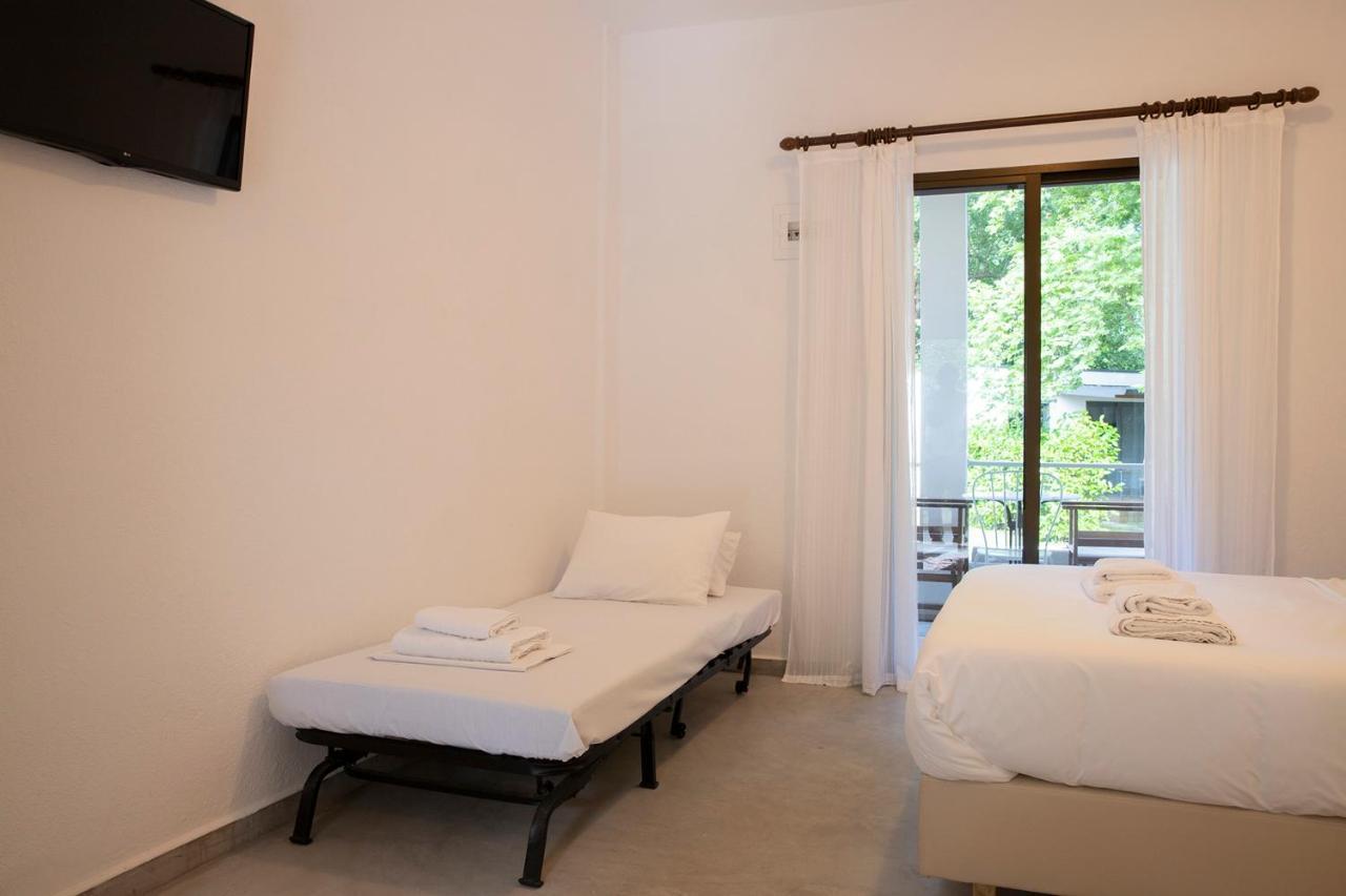 Gkaras Campsite & Apartments 乐托卡亚 外观 照片